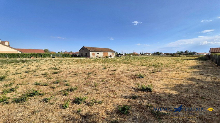 Ma-Cabane - Vente Terrain Vendat, 2950 m²