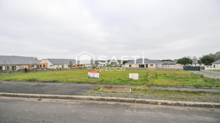Ma-Cabane - Vente Terrain Vernantes, 756 m²
