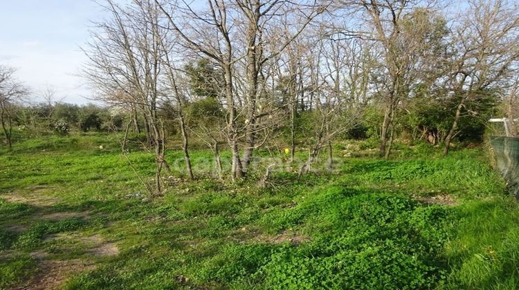 Ma-Cabane - Vente Terrain VEZENOBRES, 700 m²