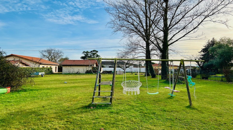 Ma-Cabane - Vente Terrain Vic-en-Bigorre, 954 m²