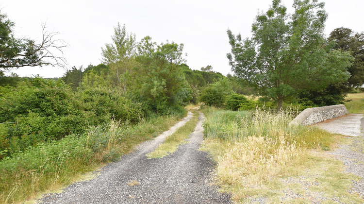 Ma-Cabane - Vente Terrain Vic-le-Fesq, 2005 m²