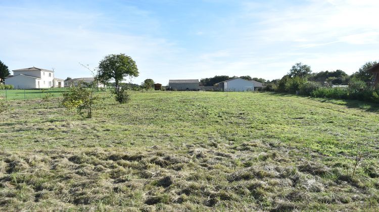 Ma-Cabane - Vente Terrain Vilhonneur, 2428 m²