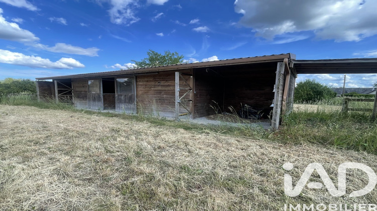 Ma-Cabane - Vente Terrain Villeneuve-sur-Yonne, 8880 m²