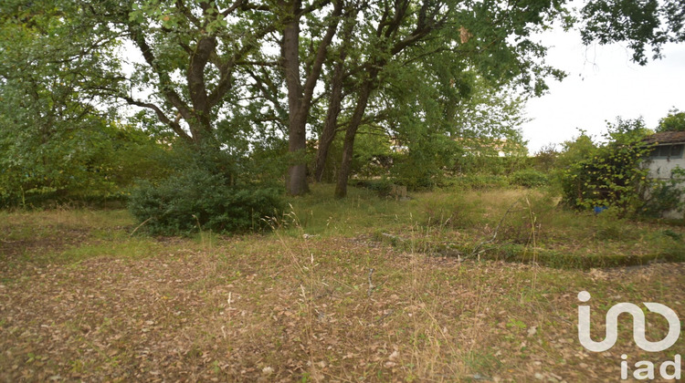 Ma-Cabane - Vente Terrain Voeuil-Et-Giget, 836 m²