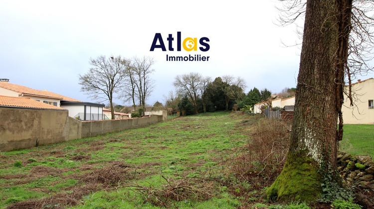 Ma-Cabane - Vente Terrain VOUILLE, 2270 m²