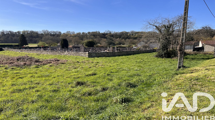 Ma-Cabane - Vente Terrain Voulême, 2132 m²