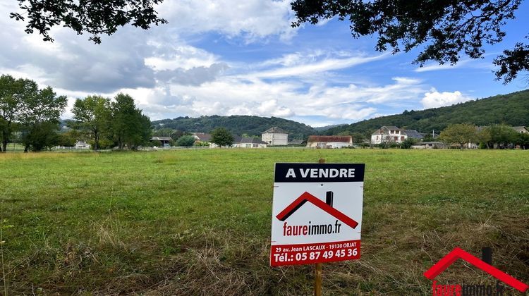 Ma-Cabane - Vente Terrain Voutezac, 2090 m²