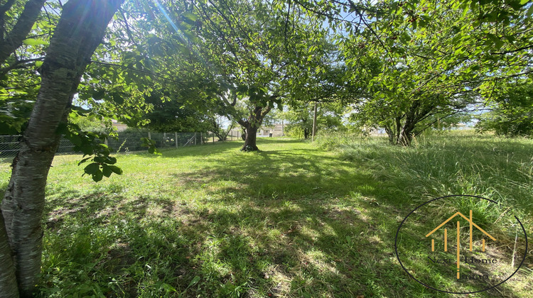 Ma-Cabane - Vente Terrain Yviers, 2500 m²