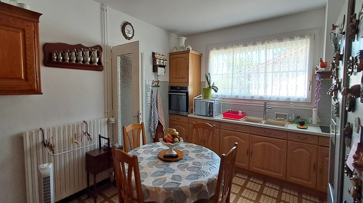 Ma-Cabane - Vente Viager CAZAUBON, 102 m²