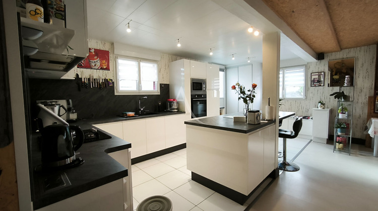 Ma-Cabane - Vente Viager CHATEAU-GONTIER, 120 m²