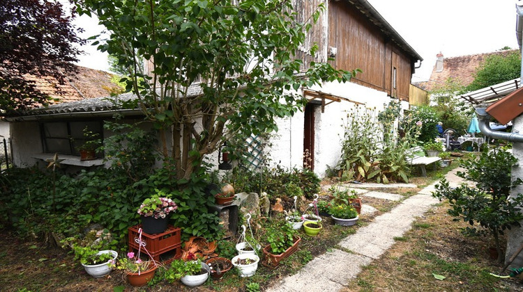 Ma-Cabane - Vente Viager COSNE COURS SUR LOIRE, 90 m²
