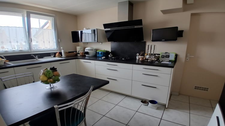 Ma-Cabane - Vente Viager La Suze-sur-Sarthe, 110 m²