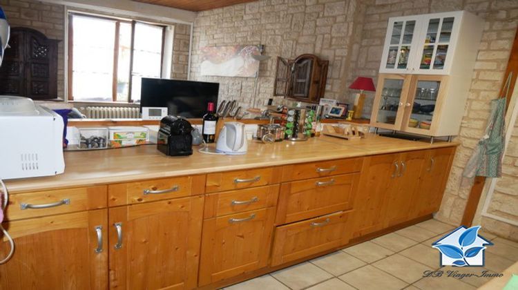 Ma-Cabane - Vente Viager Le Breuil-sur-Couze, 80 m²