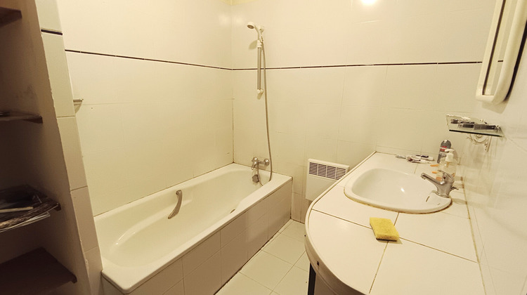 Ma-Cabane - Vente Viager LE ROVE, 70 m²