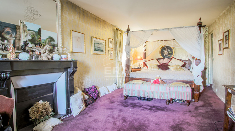 Ma-Cabane - Vente Viager MAULE, 316 m²