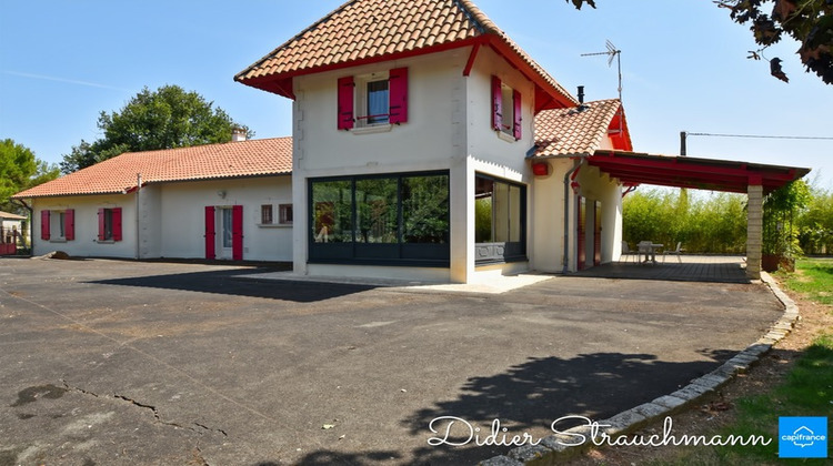 Ma-Cabane - Vente Viager SURGERES, 216 m²