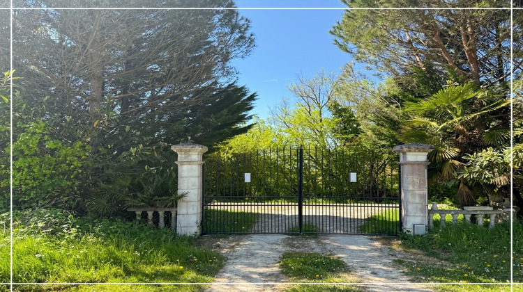 Ma-Cabane - Vente Viager VIC FEZENSAC, 127 m²